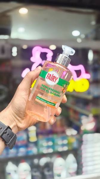 2 مایع دست فیری Fairy رایحه نارنگی با خاصیت مرطوب کنندگی پوست دست حجم 400 میل - Image 1